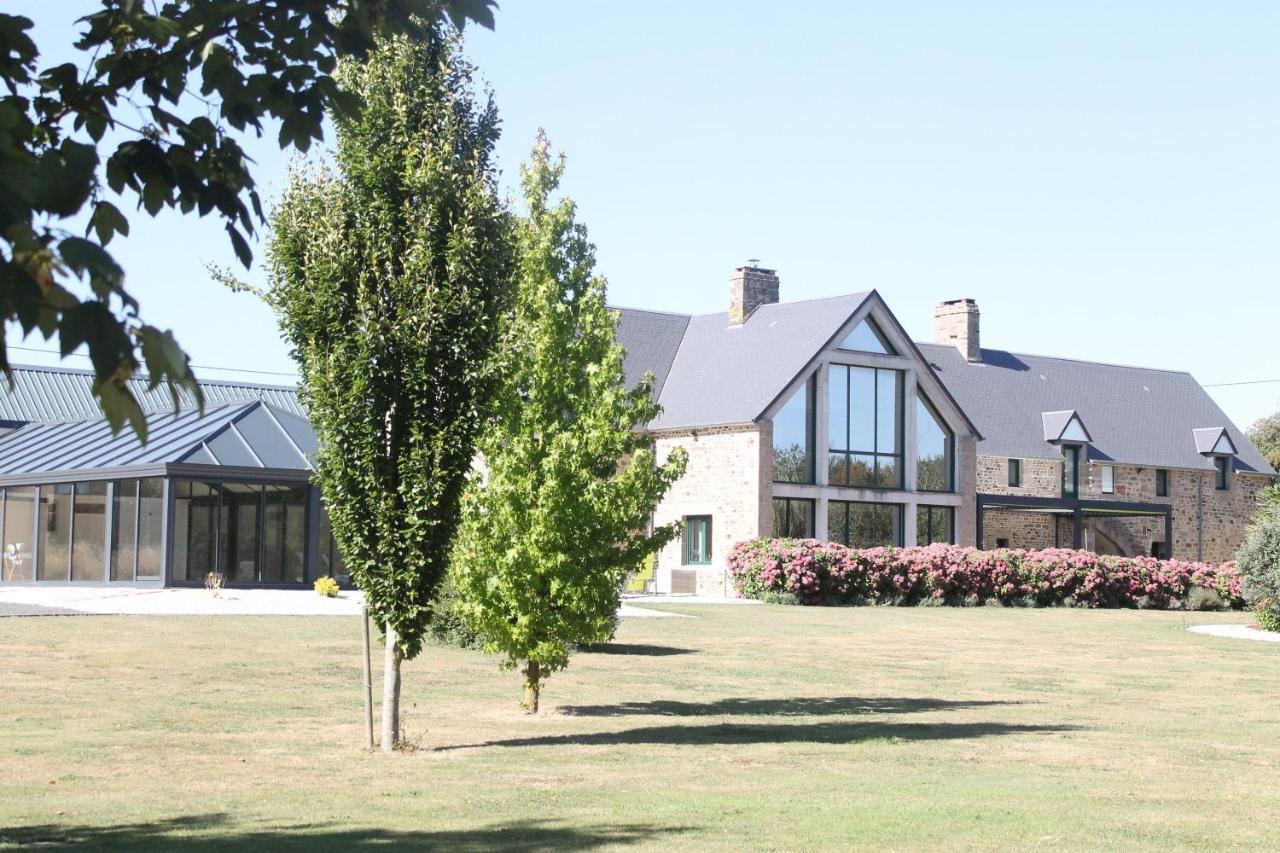 Domaine Du Jardin " Chambres D'Hotes " Saint-Jean-de-la-Haize Esterno foto