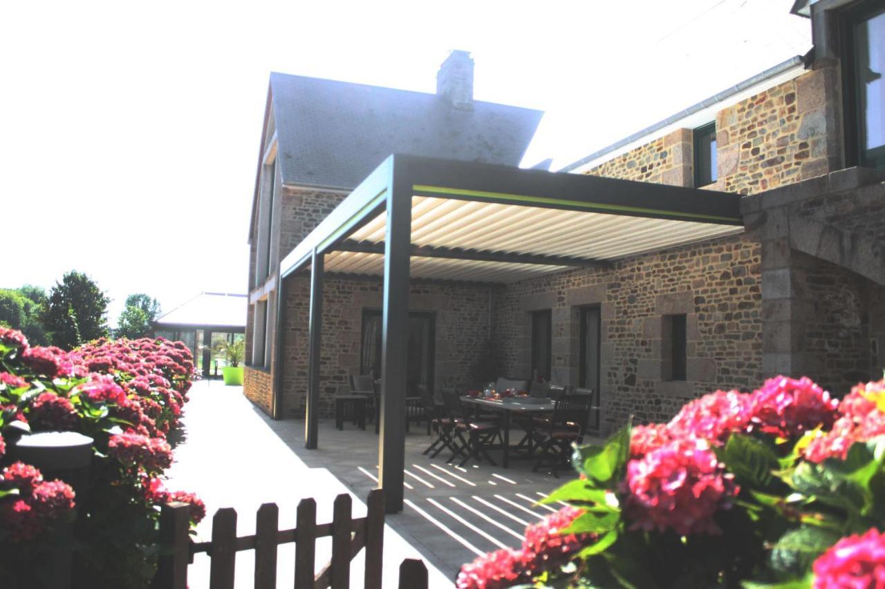 Domaine Du Jardin " Chambres D'Hotes " Saint-Jean-de-la-Haize Esterno foto