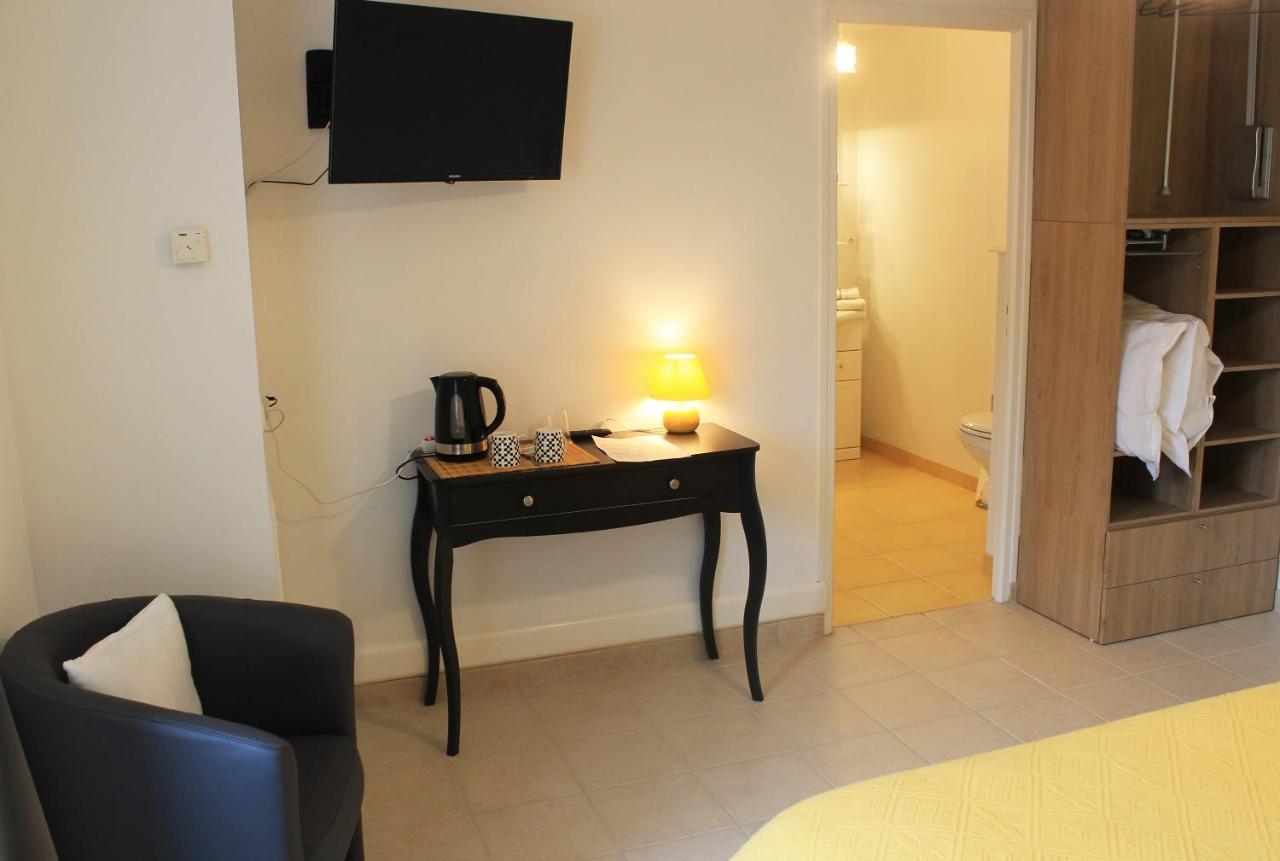 Domaine Du Jardin " Chambres D'Hotes " Saint-Jean-de-la-Haize Esterno foto